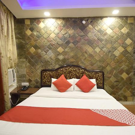 โอโย 12841 โฮเต็ล มา เรซิเดนซี Hotel จามมู ภายนอก รูปภาพ